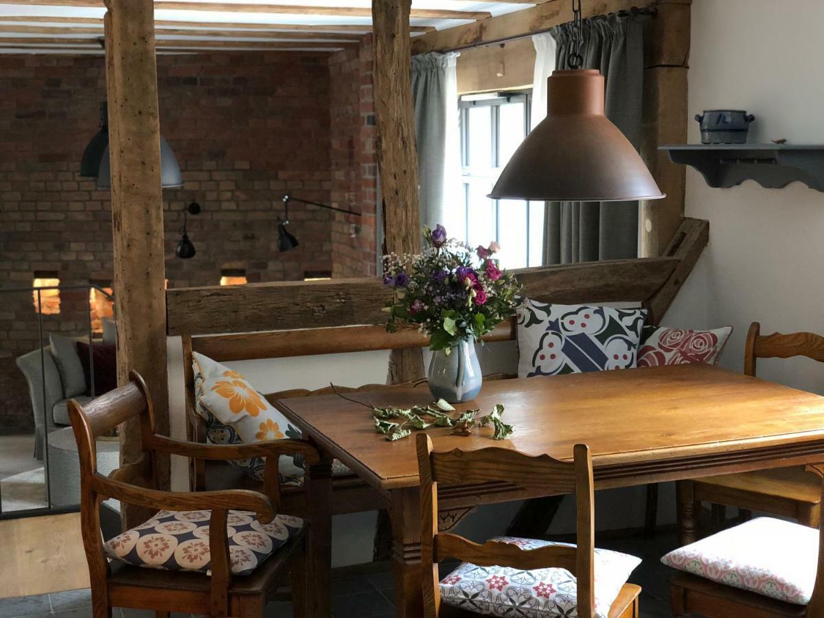 Grimm'S Living Apartment Kassel Ngoại thất bức ảnh